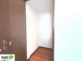 ���̑��@���r���O���L�b�`���ׂ̎��[�X�y�[�X�͂Ƃ��Ă����肪�����ł��B