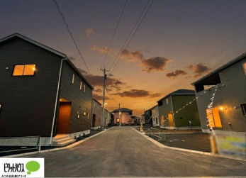 �O�ώʐ^�@�O�ʓ��H�܂ތ��n�ʐ^