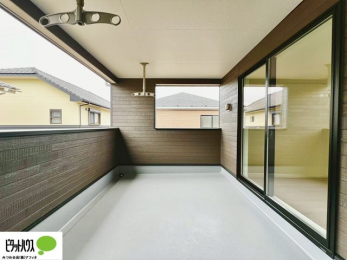 �@�z�c�₽������̐��󕨂������郏�C�h�o���R�j�[�B