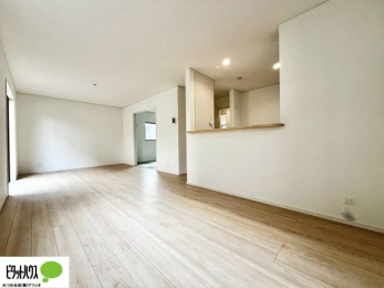 ���r���O�@���r���O����̓L�b�`���ɂ���}�}��p�p��������̂ŁA���q�l���V�񂾂�x�񂾂���S���ĉ߂������Ƃ��ł��܂��B