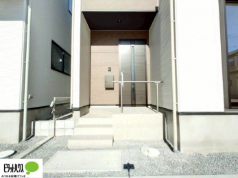 �@���S�̃_�u�����b�N���փh�A