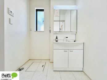 ���ʑ�E���ʏ��@�{�H��ʐ^�F�傫�ȋ��Ō��₷�����ʉ��ϑ�ł�