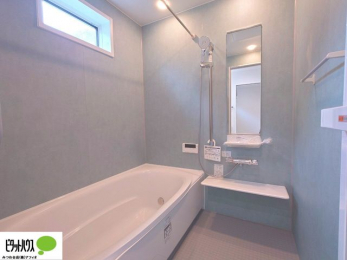 �����@�{�H��ʐ^�F���������o�X�^�C�������S�́A�����g�[���C�����@