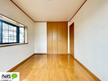 ���̑��@���ꂼ��̂������Ɏ��[�X�y�[�X������̂Ńv���C�x�[�g�ȉו����g�߂ɒu�����Ƃ��ł��܂��B