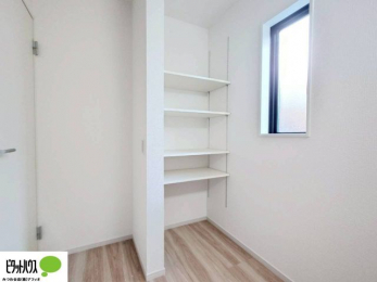 ���ʑ�E���ʏ��@���I�t�̃��C�h�݌v