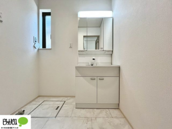 ���ʑ�E���ʏ��@�{�H��ʐ^�F�傫�ȋ��Ō��₷�����ʉ��ϑ�ł�