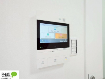 ���̑��@������Ԃ����S��TV���j�^�[�t���C���^�[�z��