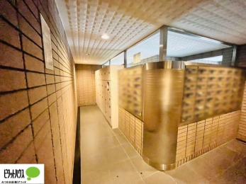 ���r���O�@���r���O����̓L�b�`���ɂ���}�}��p�p��������̂ŁA���q�l���V�񂾂�x�񂾂���S���ĉ߂������Ƃ��ł��܂��B