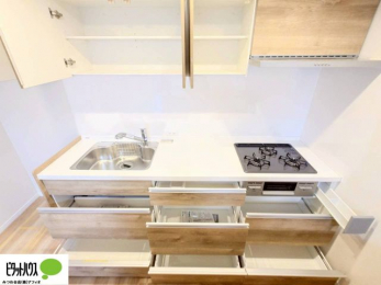 �L�b�`���@�݌˒I�t���̃L�b�`���͒�����������������[�ł��܂�