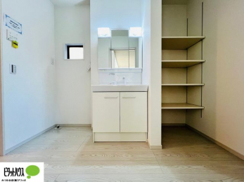 ���ʑ�E���ʏ��@�{�H��ʐ^�F�g���₷���V���v���Ȑ��ʉ��ϑ�B�����̎x�x�͂�������n�܂�܂��B