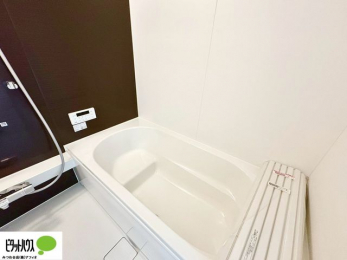 �����@�{�H��ʐ^�F�����̔�������Ă���闁���͍L�X�������B�x���͂��q�l�ƈꏏ�ɗV�тȂ������܂��ˁB