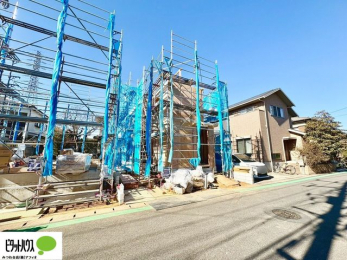 ���̑��@�x�^��b�����E�ϋv���ɗD�ꂽ�{�H���@�B��b�S�؂𒣂苭�x�����߂��x�^��b�̑ψ��Ղ�1�K�̏����S�ʂɎ{�H���A�L���ψ��Ղ̖ʂŌ����̉׏d��n�Ղɓ`���܂��B