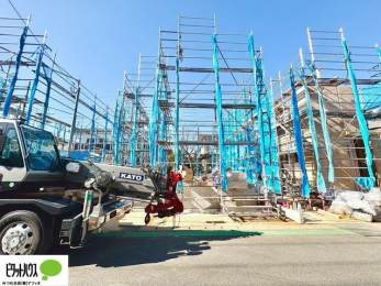 ���̑��@�x�^��b�����E�ϋv���ɗD�ꂽ�{�H���@�B��b�S�؂𒣂苭�x�����߂��x�^��b�̑ψ��Ղ�1�K�̏����S�ʂɎ{�H���A�L���ψ��Ղ̖ʂŌ����̉׏d��n�Ղɓ`���܂��B