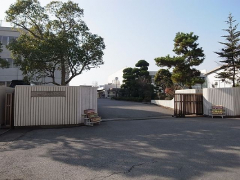 ���ӊ��@�����s�������Ò��w�Z �k��2���B 160m