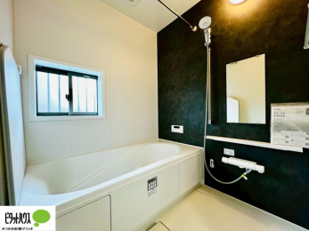 �����@�{�H��ʐ^�@�����̔�������Ă���闁���͍L�X�������B�x���͂��q�l�ƈꏏ�ɗV�тȂ������܂��ˁB