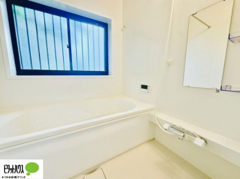 �����@���邢�F���̐������Y���o�X���[��