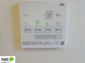 ���̑��@�{�H��ʐ^�F24���Ԋ��C�E���C�E�����E�����E�g�[�t��