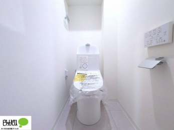 �g�C���@�E�H�V�����b�g�g�C�������B