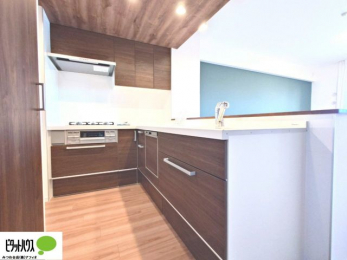 �L�b�`���@�Ƒ��Ƃ��b���Ȃ���y���������ł���J�E���^�[�L�b�`��