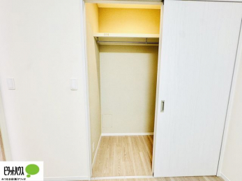 ���[�@���ꂼ��̂������Ɏ��[�X�y�[�X������̂Ńv���C�x�[�g�ȉו����g�߂ɒu�����Ƃ��ł��܂��B