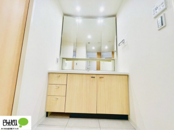 ���ʑ�E���ʏ��@�g���₷���V���v���Ȑ��ʉ��ϑ�B�����̎x�x�͂�������n�܂�܂��B