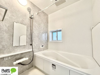 �����@1���̔�����������x���̓��͂��q�l�Ƃ̃R�~���j�P�[�V�����̏�Ƃ���