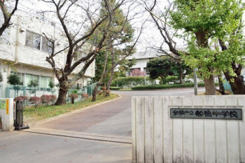 ���ӊ��@�D���s��/�D�����w�Z �k��9���B 700m