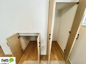 ���̑��@�֗��ȃ��r���O���[�B