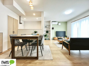 ���r���O�@���r���O����̓L�b�`���ɂ���}�}��p�p��������̂ŁA���q�l���V�񂾂�x�񂾂���S���ĉ߂������Ƃ��ł��܂��B