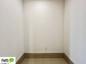 ���̑��@�A�E�g�h�A�p�i��x�r�[�J�[�A�K�[�f�j���O�̓���Ȃǂ����[���Ă����̂ɂ��֗��ȃV���[�Y�C���N���[�N