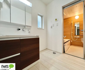 ���ʑ�E���ʏ��@�{�H��ʐ^�F�g���₷���V���v���Ȑ��ʉ��ϑ�B�����̎x�x�͂�������n�܂�܂��B