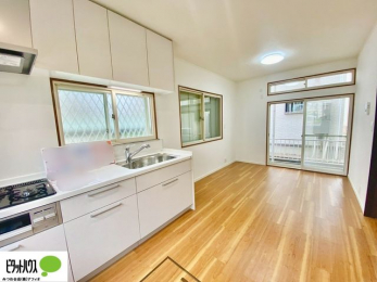 �L�b�`���@�݌˒I�t���̃L�b�`���͒�����������������[�ł��܂�