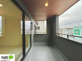 �@�J�~���Ă����S�̃C���i�[�o���R�j�[�B