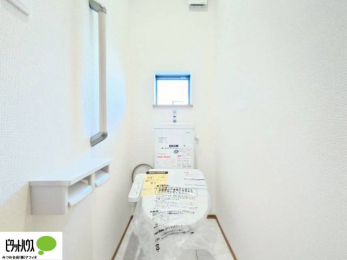 �g�C���@1�E2�K�E�H�V�����b�g�g�C�������B