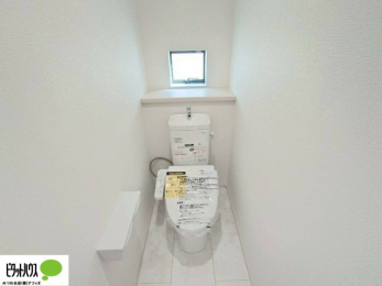 �g�C���@1�E2�K�E�H�V�����b�g�g�C�������B