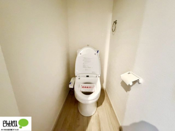 �g�C���@1�E2�K�E�H�V�����b�g�g�C�������B