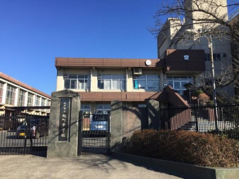 ���ӊ��@���ˎs���������w�Z �k��16���B 1280m