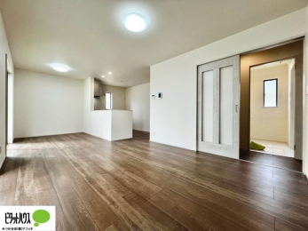 ���r���O�@�L�X�k�c�j�I����̑傫�ȃ\�t�@��u���Ă������f��ӏ܂��ǂ��ł��ˁB