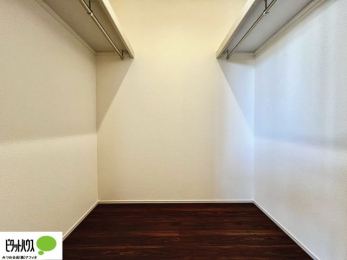 ���[�@�ߗވȊO�̕��������Ղ���[�ł���֗��ȃE�H�[�N�C���N���[�[�b�g�B