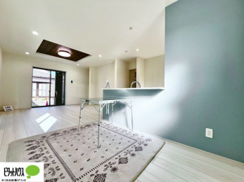 ���r���O�@�L�X�k�c�j�I����̑傫�ȃ\�t�@��u���Ă������f��ӏ܂��ǂ��ł��ˁB