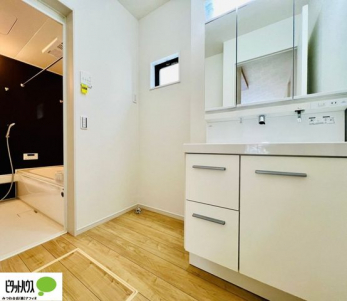 ���ʑ�E���ʏ��@�{�H��ʐ^�F�g���₷���V���v���Ȑ��ʉ��ϑ�B�����̎x�x�͂�������n�܂�܂��B