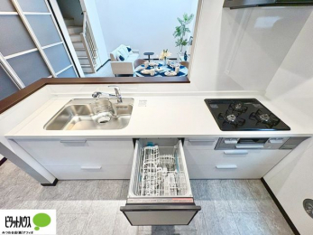 �L�b�`���@�H���̌�̕Еt�����y�ɂȂ�A�H��􂢊����@�t���B