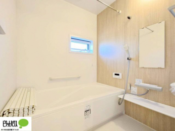 �����@�����������F���̗����ŁA1���̔��������������Ă��������B