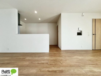 ���̑��@�l�C�̑ΖʃL�b�`���ŉƑ��݂�Ȃ������ꏏ�B