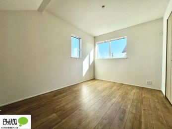 ���̑����ρ@2�ʍ̌��Ŗ��邭�A���ʂ��̗ǂ��������ł��B