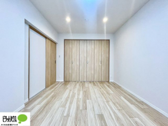 �Q���@����̏I���ɕv�w�ł������߂������Q���B�L���ɂ�Ƃ肪����A�Ƒ��̋C�z�������Ȃ������������x�߂���S�̃v���C�x�[�g��Ԃł��B
