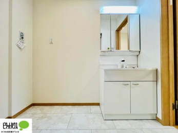 ���ʑ�E���ʏ��@�{�H��ʐ^�@�g���₷���V���v���Ȑ��ʉ��ϑ�B�����̎x�x�͂�������n�܂�܂��B