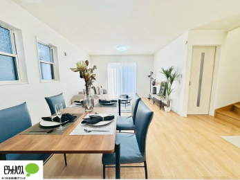 ���r���O�@�l�C�̑ΖʃL�b�`���ŉƑ��݂�Ȃ������ꏏ�B