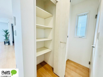 �@���[�X�y�[�X���L�x�ł��������L���g���܂��B