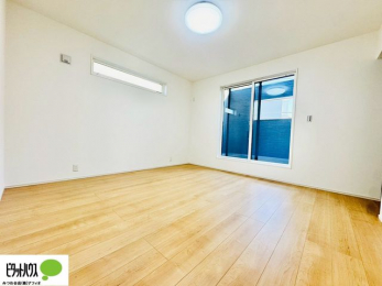 �Q���@�o���R�j�[�ւƑ������邢�����B